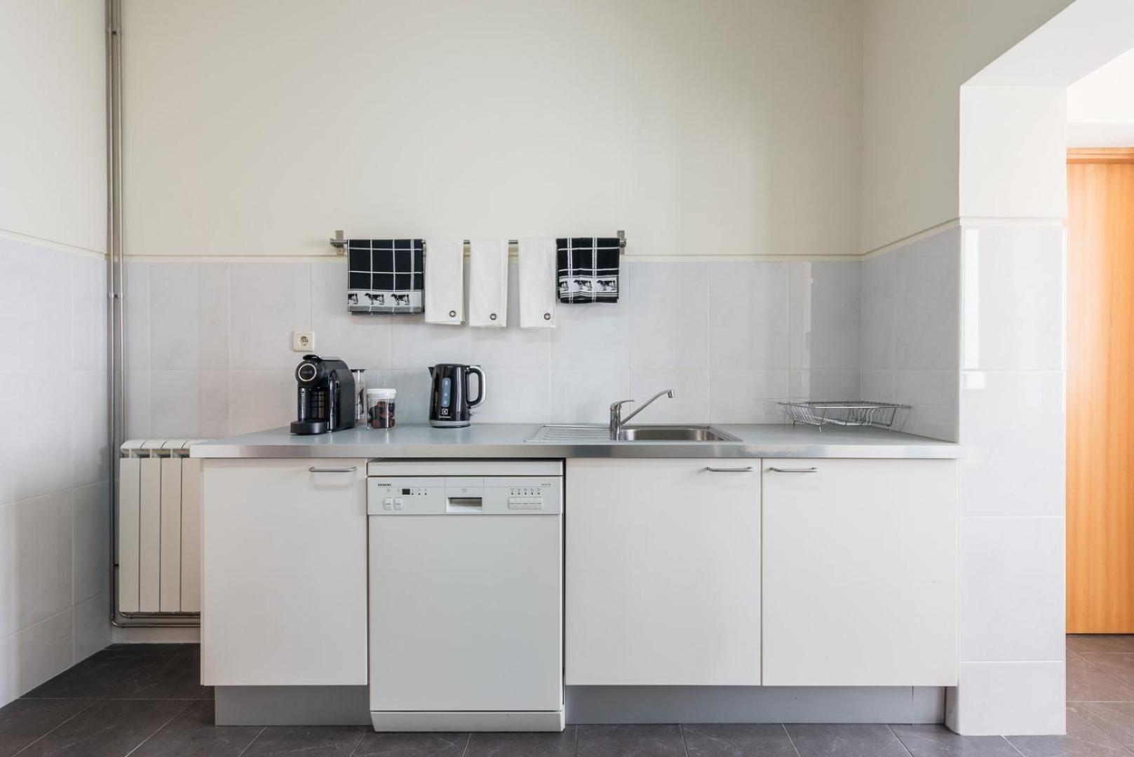 Guestready - Warm Cocoa Retreat In Cedofeita Apartment Porto Ngoại thất bức ảnh